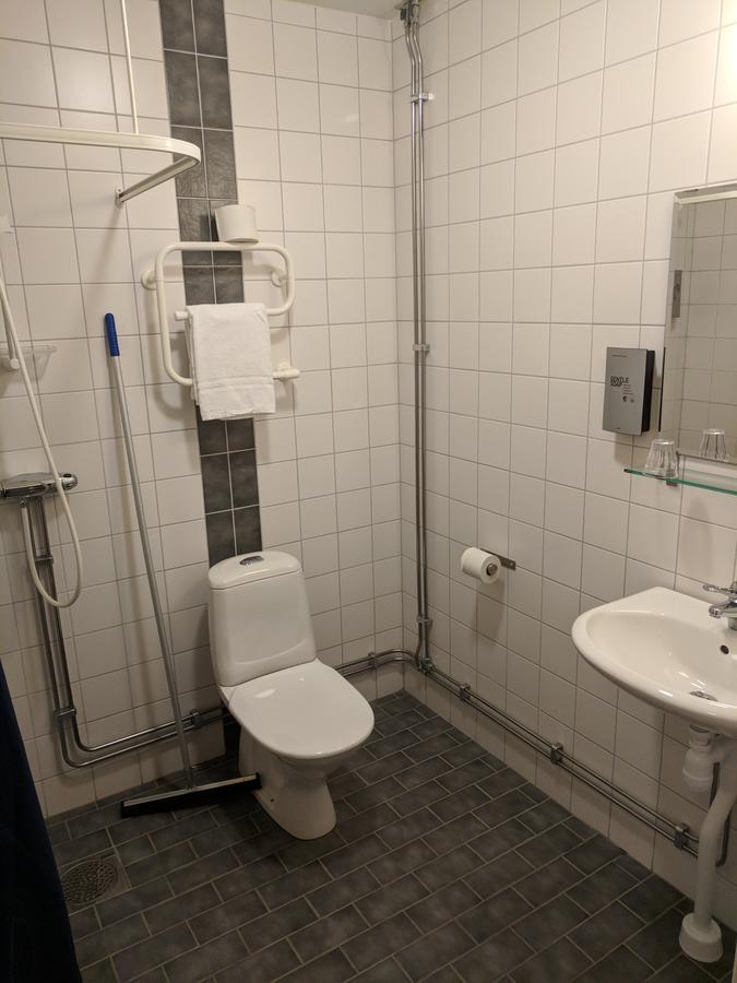 Hotell Haessloe Västerås Kültér fotó